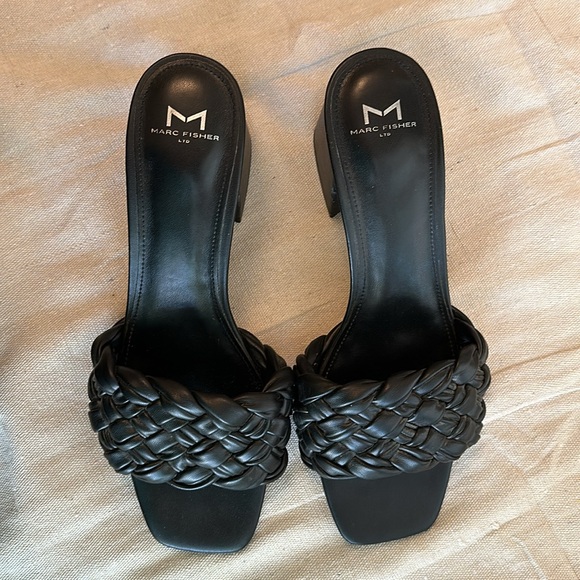 Marc Fisher Block Heel Sandal - Picture 5 of 5